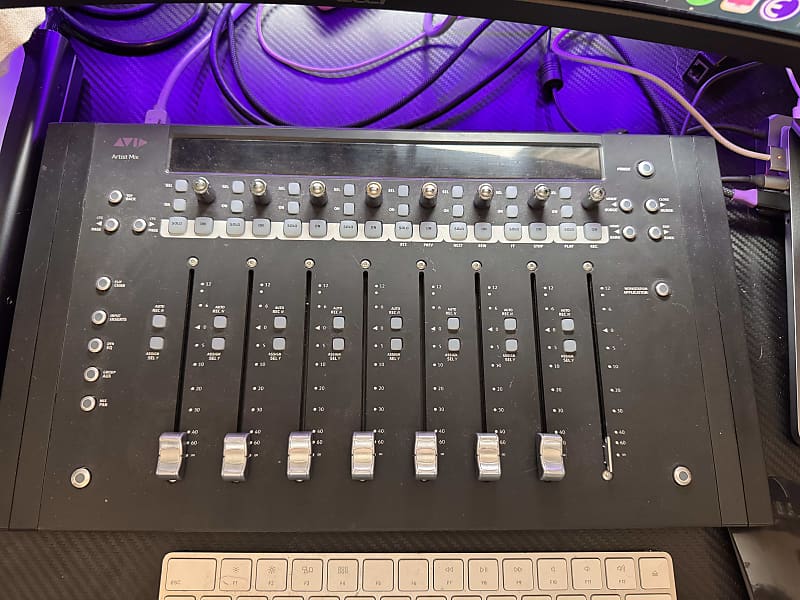 Avid Artist Mix Control Surface | Reverb Canada