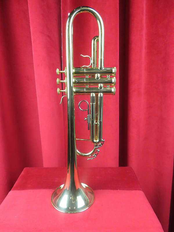 Eldon TR-2130-U BB Trumpet - Red Brass Mouthpiece & Lacquer Finish