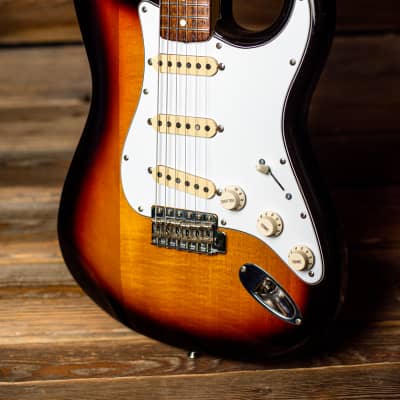Fender "E"Series MIJ 1985 Sunburst Reissue Stratocaster w/upgrades image 5