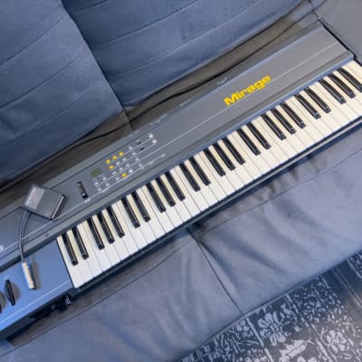 Ensoniq Mirage DSK-8 Digital Sampling Keyboard 1984 with ISF-1 Cartridge and Gotek USB Drive & Samples