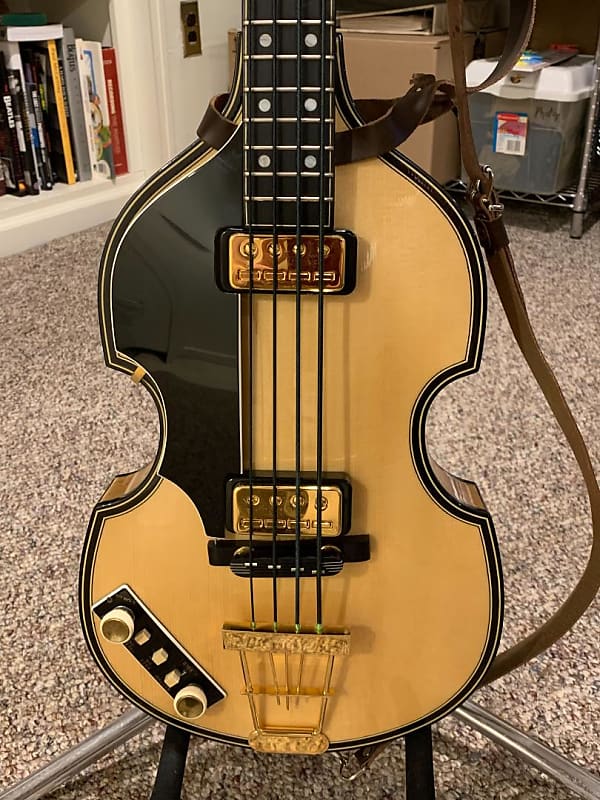 Left-Handed Hofner Deluxe Bass 5000/1 w/OHSC - Mint Condition image 1