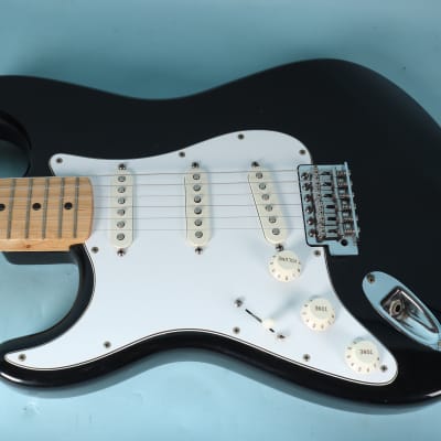 2000 Fender Stratocaster Standard Left-Handed MIM Mexico Maple Electric Guitar image 19