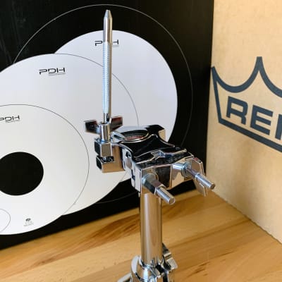 Heavy Duty Single Tom Mount, 10mm L-Rod & Ball-and-Socket w/ Integrated Fast Clamp image 4