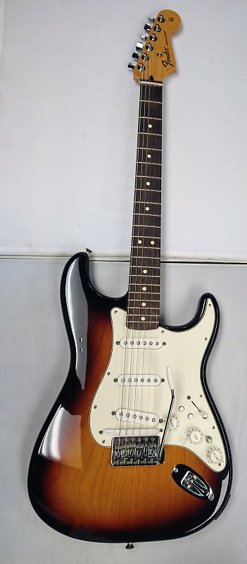 Fender Stratocaster Roland Ready 2011 - Sunburst image 1