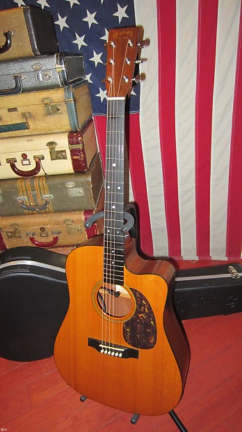 Martin d16 cutaway outlet