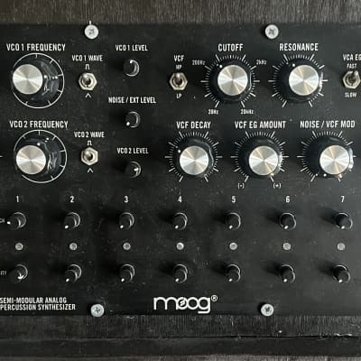 鍵盤楽器 MOOG DFAM Drummer From Another Mother Moog Drummer From Another Mother (DFAM) Percussion