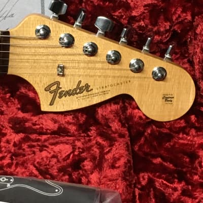 Fender Custom Shop Masterbuilt Dennis Galuszka Limited Edition 20th Anniversary  2007 Sherwood Green image 4