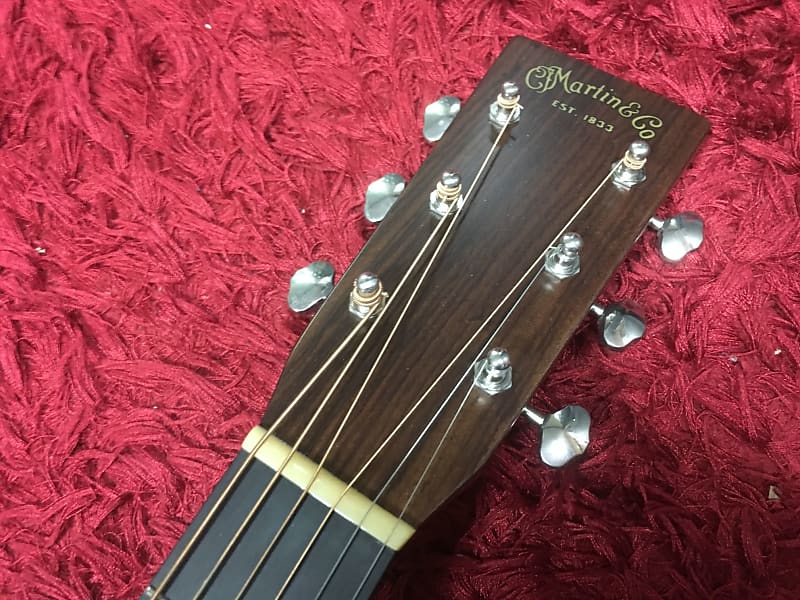 Martin Acoustic Guitar HD-28V 2015 Natural Hard Case