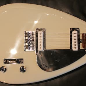 Brian jones teardrop shop vox