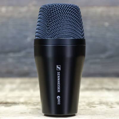 Sennheiser e902 Dynamic Bass Instrument Microphone | Reverb Canada