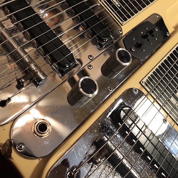 Guyatone グヤ8弦WネックスチールギターHG-188C 脚、ケース付 Yahoo!オークション - Guyatone スチールギター 8弦 足付き