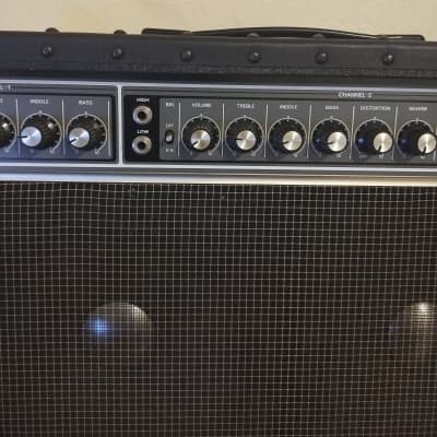 Roland JC-120 Jazz Chorus 2-Channel 120-Watt 2x12