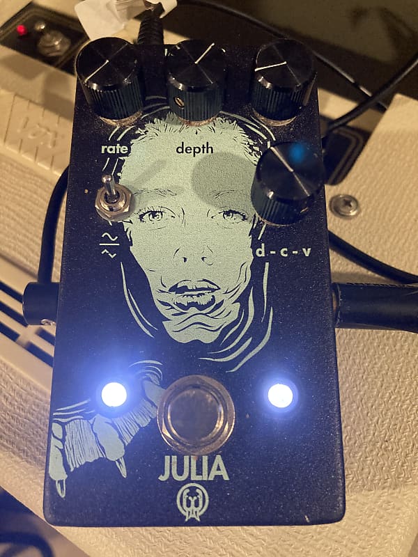Walrus Audio Julia Chorus / Vibrato | Reverb Canada