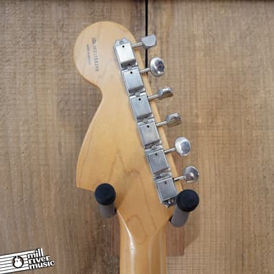 Fender Deluxe Series Tom Delonge Stratocaster 2002 Surf Green image 5