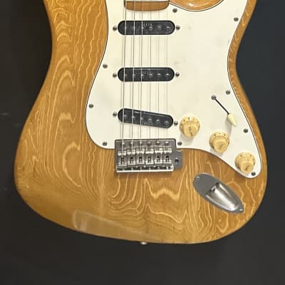 VINTAGE 1970's Greco SE-450 Stratocaster Sunburst SUPER