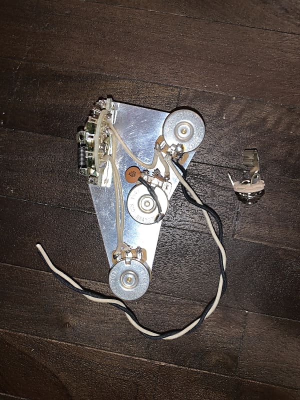 Stratocaster Prewired Control Assembly With Blender and Reverb