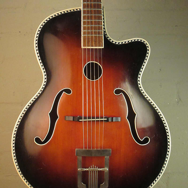 1950's Wolfgang Huttl "Pique Dame" Solid top. 16' Body, very nice. image 1