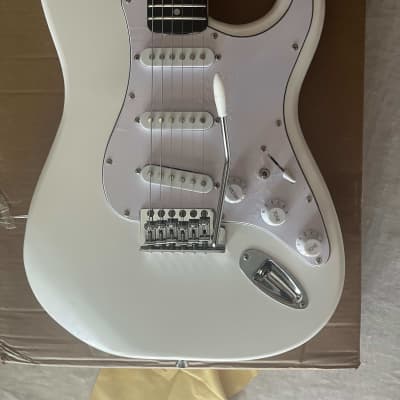 Squire Stratocaster w/ Upgraded Tremolo & 