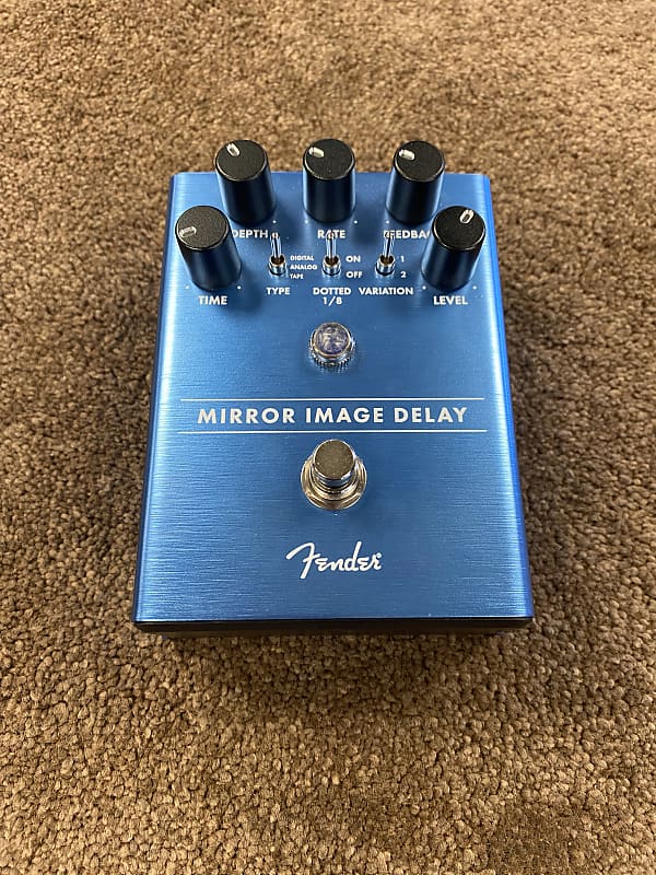 Fender Mirror Image Delay