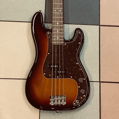 FGN (Fujigen) Neoclassic Precision bass. Made in Japan, Fender MIJ