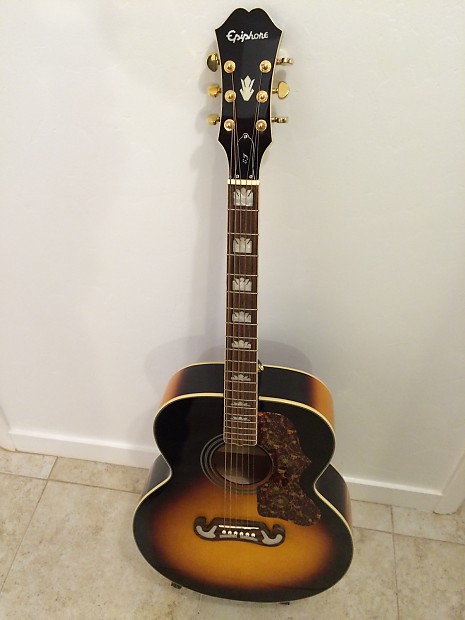 Epiphone EJ 200 VS 2008 jumbo flattop with Baggs Element pickup