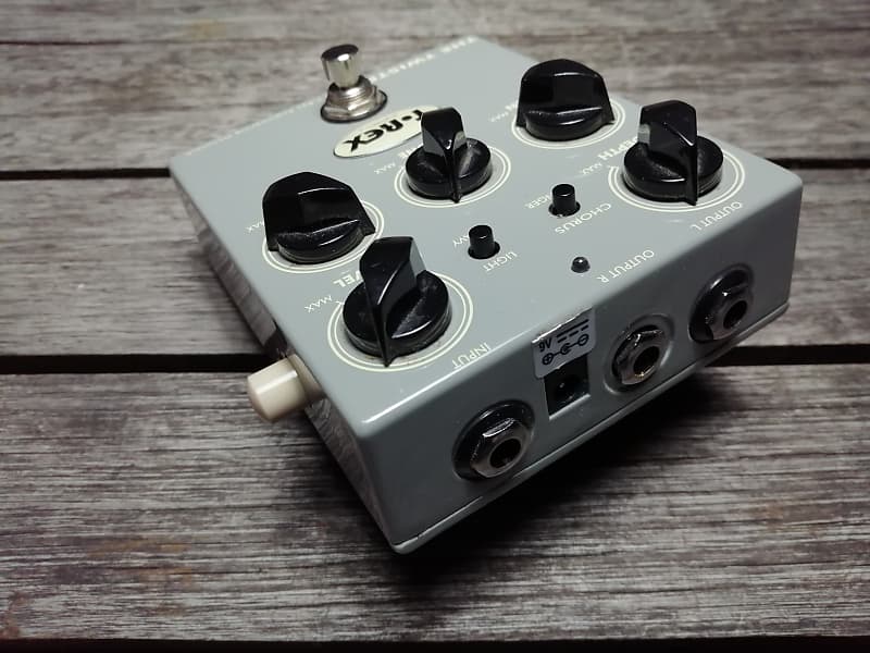 t-rex コーラス＆フランジャー T-Rex Engineering The Twister Chorus/Flanger - エフェクター