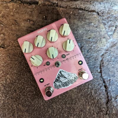 AC Noises RESPIRA Shimmer Reverb + Multimode LFO Tremolo, Special Edition Pink image 2