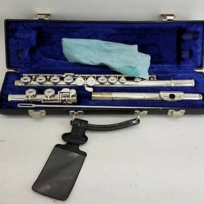 F.E. Olds Ambassador flute Silver with case, made in USA, Very Good Condition image 1