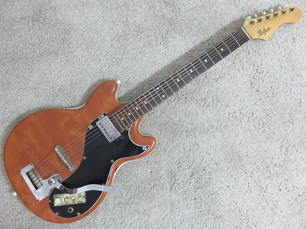 Hofner solid body guitar outlet