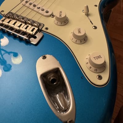 Fender Stratocaster 1987 E Series Fujigen Japan - Lake Placid Blue SPARKLE image 9