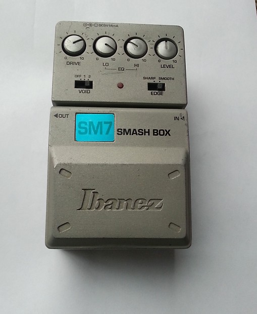 ibanez SM7 Smash Box with wampler mods has built in noise gate silver