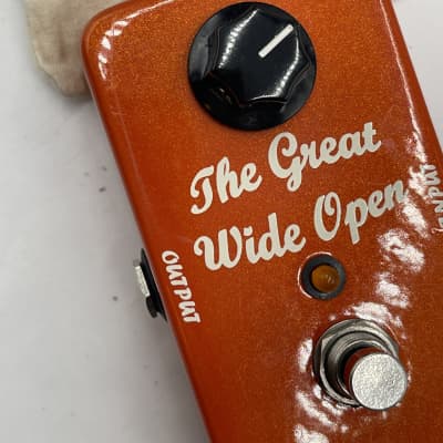FALL FRENZY// BMF Effects The Great Wide Open Distortion - One Knob image 6