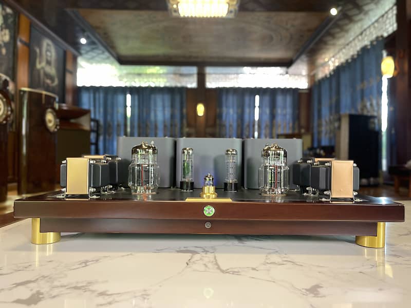 Lansing Audio Stereo Amplifier 6C33C Master (WITHOUT TUBES)  			