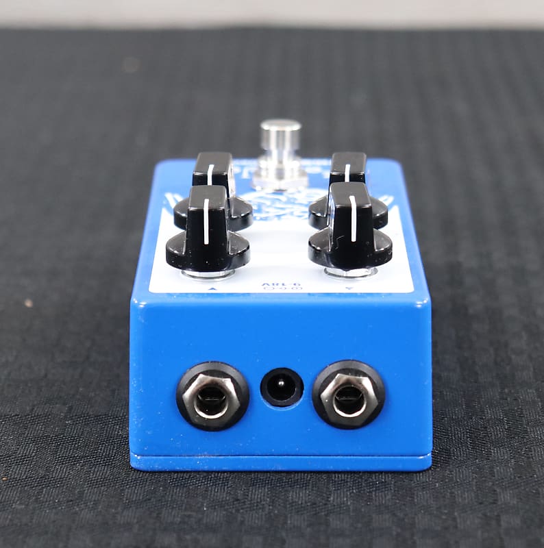 EarthQuaker Devices Tone Job EQ & Booster | Reverb EarthQuaker Devices Tone Job EQ & Booster | Reverb