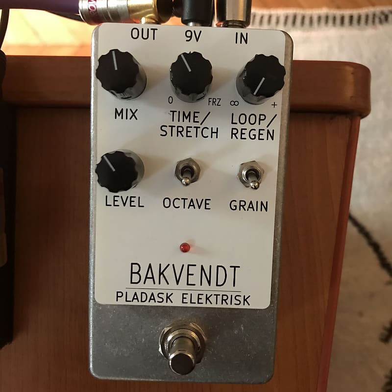 Pladask Elektrisk Bakvendt / Super Rare Granular Pedal Reverb