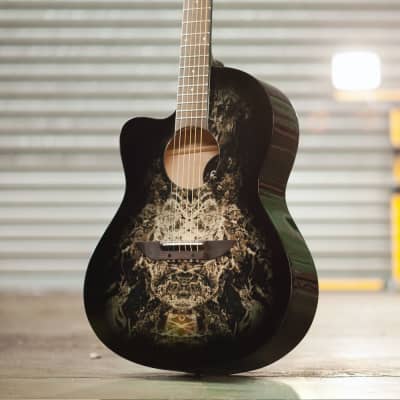 Lindo B-STOCK Left-Handed Alien Black Acoustic Guitar & Accessory Pack | Graphic Art Finish (Minor Cosmetic Imperfections) image 15