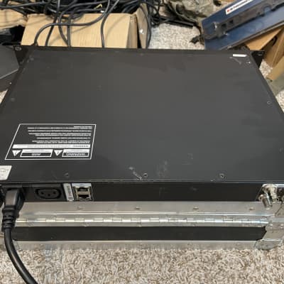 Shure AXT600 470-952 MHz Axient Wireless Spectrum Manager Digital Wireless IEM Showlink image 11