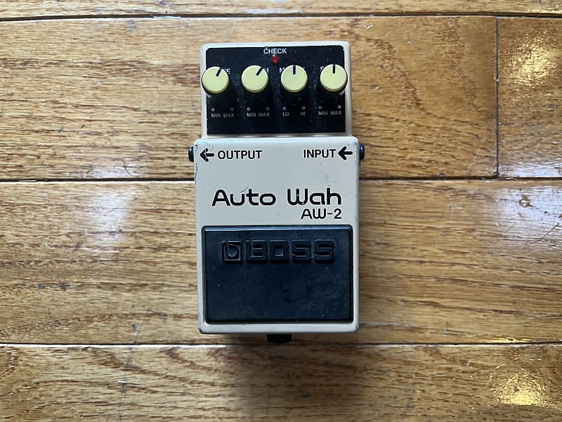 Boss AW-2 Auto Wah | Reverb