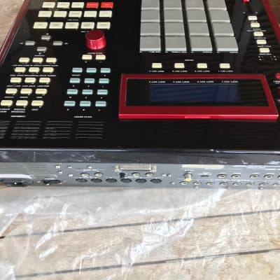 Akai MPC3000 CUSTOM GLOSSY BLACK AND RUBY RED + zip drive +SCSI Production Center image 12