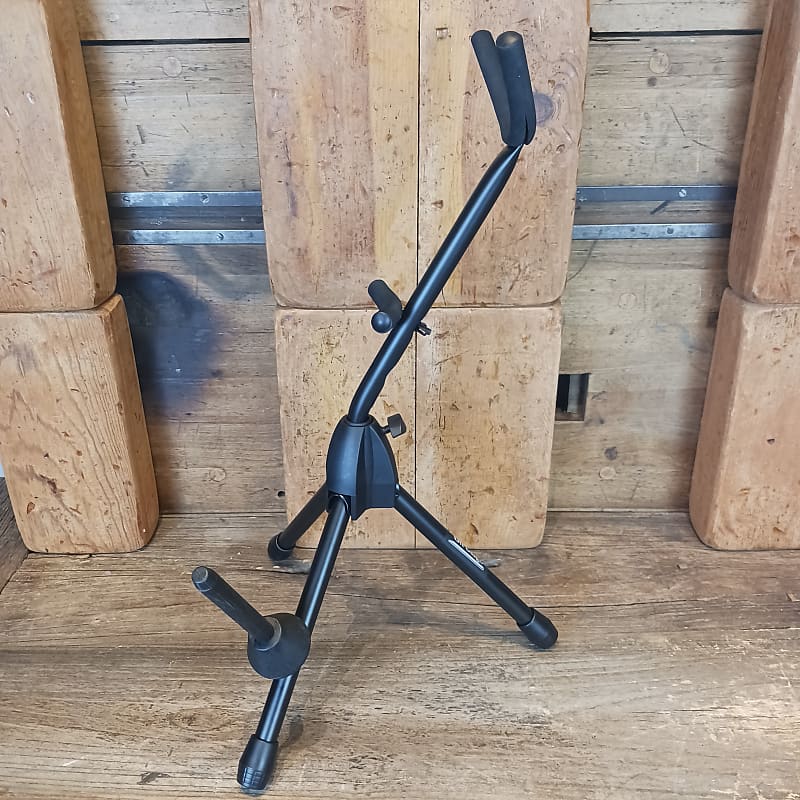 On Stage SXS7101B Alto/Tenor Saxophone Stand with Flute Peg | Reverb