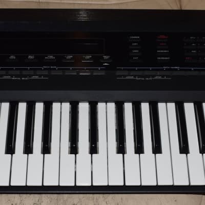Roland D-50 61-Key Linear Synthesizer 1987 - 1992 - Black
