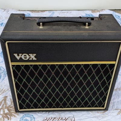 Vox Pathfinder 15R With Reverb - Amazing Small Guitar Combo Amp - With  Original Box - Mint Condition | Reverb