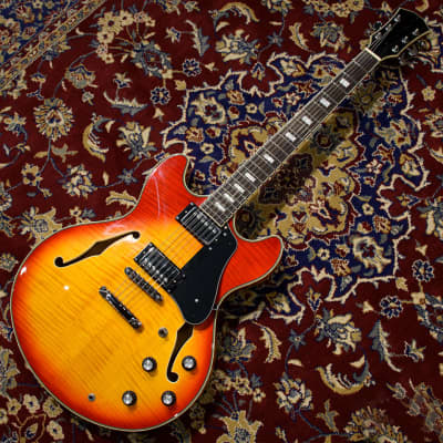 Sire Larry Carlton H7 Cherry Sunburst | Reverb Deutschland