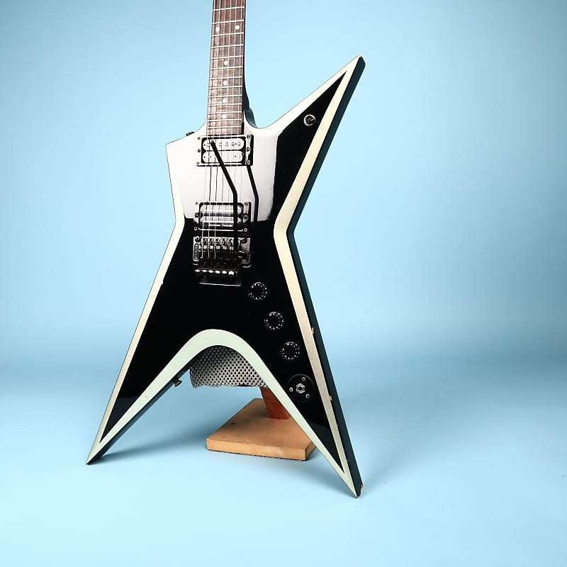 2002 Washburn Dimebag Darrell Dime 2ST Stealth image 1