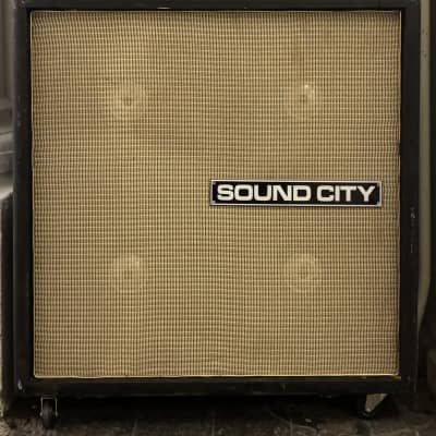Vintage Sound City Dallas arbiter 4x12 Guitar cab cabinet from 1971 - Pulsonic cone 122190 Fanes image 1