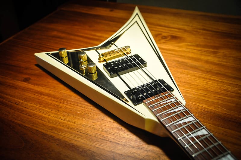 Jackson Randy Rhoads RR5 Tribute V- 2005 White/Gold-Made in Japan