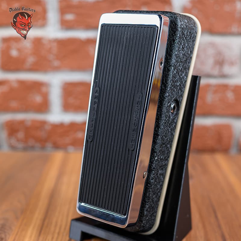 ワウペダル Cry Baby JH-1B JIMI HENDRIX DUNLOP Dunlop JH-1B Jimi Hendrix Signature Cry Baby Wah | Reverb Canada