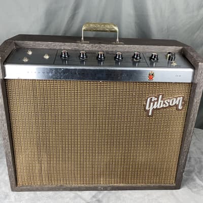 Gibson GA-8T Discoverer Tremolo Tube Amp Serviced 1964 image 1