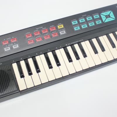 Vintage Yamaha PSS 80 Squarewave Mini Keyboard Synthesizer Synth