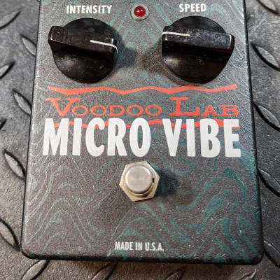Voodoo Lab Micro Vibe Pedal Uni-Vibe Variant Hendrix Leslie Rotary image 2
